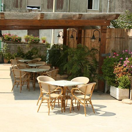 Hotel Reginella SantʼAgata sui Due Golfi Dış mekan fotoğraf