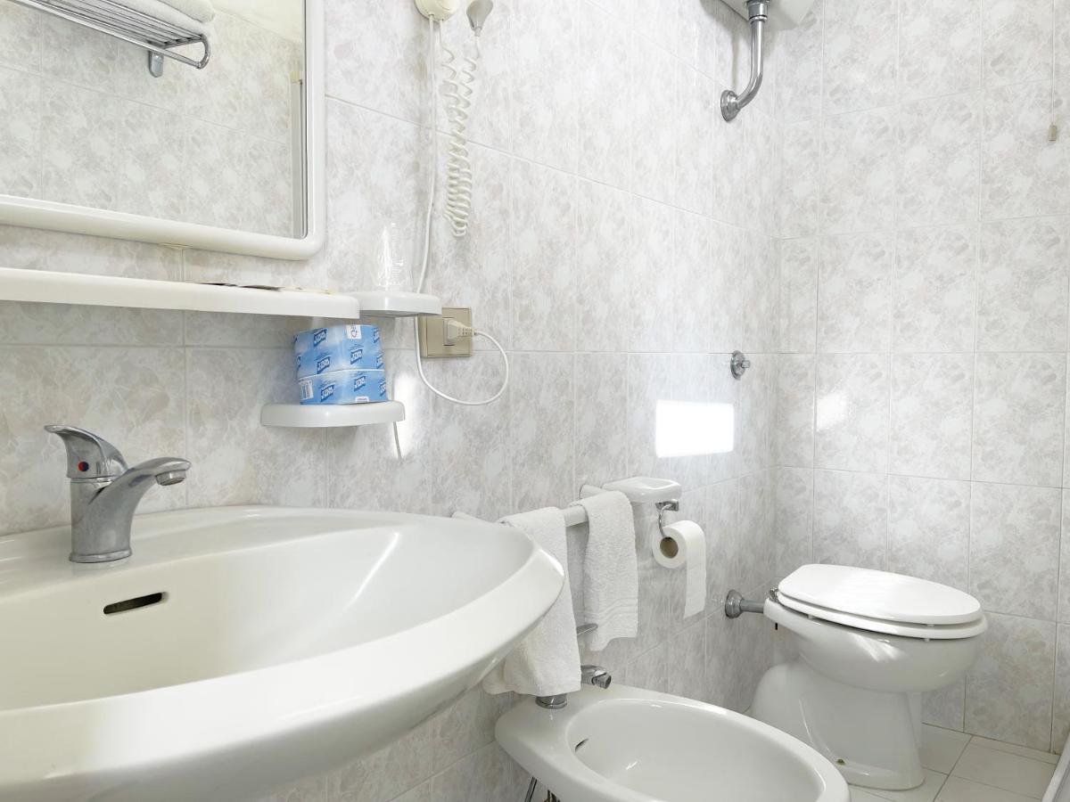 Hotel Reginella SantʼAgata sui Due Golfi Dış mekan fotoğraf