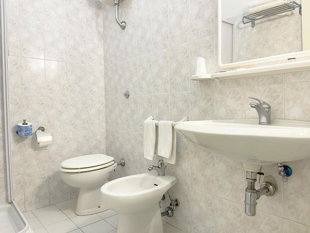 Hotel Reginella SantʼAgata sui Due Golfi Dış mekan fotoğraf